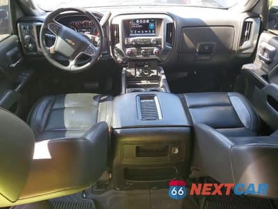 Zdjęcie 8 z 12 samochodu: 2018 CHEVROLET SILVERADO K3500 LTZ VIN:1GC4K0EY2JF112792 - miniatura