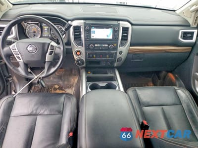 Zdjęcie 8 z 12 samochodu: 2017 NISSAN TITAN SL VIN:1N6AA1E51HN503673 - miniatura