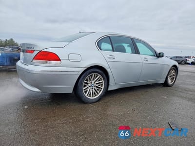 Trzecie zdjęcie samochodu z tyłu: 2005 BMW 745 LI VIN:WBAGN63595DS60839 - miniatura