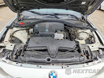 Zdjęcie 11 z 12 samochodu: 2015 BMW 328 XI SULEV VIN:WBA3B5G54FNS20000 - miniatura