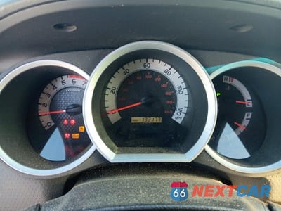 Zdjęcie 9 z 11 samochodu: 2014 TOYOTA TACOMA PRERUNNER VIN:5TFJX4GN3EX034120 - miniatura