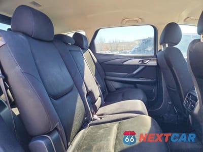 Zdjęcie 11 z 13 samochodu: 2018 MAZDA CX-9 SPORT VIN:JM3TCBBY8J0201625 - miniatura