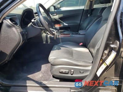 Zdjęcie 7 z 11 samochodu: 2006 LEXUS IS 350 BASE VIN:JTHBE262362002464 - miniatura