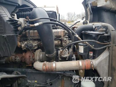 Zdjęcie 7 z 10 samochodu: 2019 FREIGHTLINER CASCADIA 126 SEMI TRUCK VIN:3AKJHHDR0KSHU7331 - miniatura