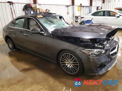 Czwarte zdjęcie samochodu z boku: 2026 MERCEDES-BENZ C 300 4MATIC VIN:W1KAF4HB9TR306376 - miniatura