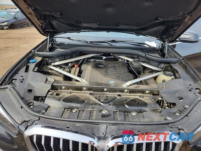 Zdjęcie 12 z 13 samochodu: 2021 BMW X5 XDRIVE40I VIN:5UXCR6C04M9F76372 - miniatura