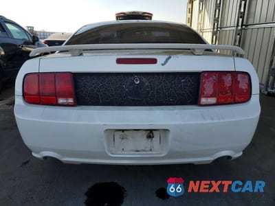 Zdjęcie 6 z 12 samochodu: 2008 FORD MUSTANG GT VIN:1ZVHT82H585169843 - miniatura