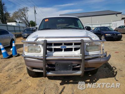Piąte zdjęcie samochodu w środku: 1996 FORD EXPLORER VIN:1FMDU24X3TUD88374 - miniatura