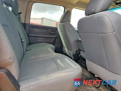 Zdjęcie 10 z 12 samochodu: 2018 RAM 2500 ST 4WD 6.4L V8 VIN:3C6UR5HJ5JG239677 - miniatura