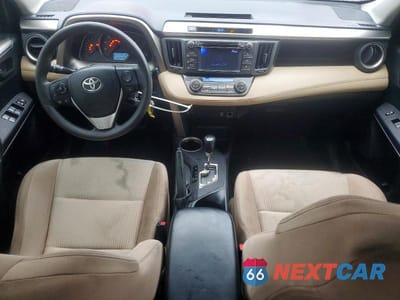 Zdjęcie 8 z 12 samochodu: 2013 TOYOTA RAV4 XLE VIN:JTMRFREV0DD000724 - miniatura