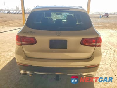 Zdjęcie 6 z 12 samochodu: 2017 MERCEDES-BENZ GLC 300 VIN:WDC0G4JB1HF133128 - miniatura