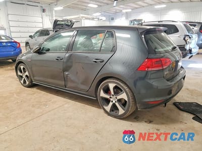 Drugie zdjęcie samochodu z przodu: 2016 VOLKSWAGEN GTI S VIN:3VW4T7AU6GM034001 - miniatura