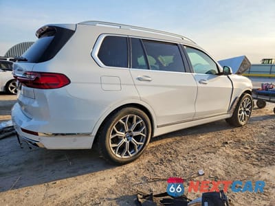 Trzecie zdjęcie samochodu z tyłu: 2019 BMW X7 XDRIVE40I VIN:5UXCW2C51KL086692 - miniatura