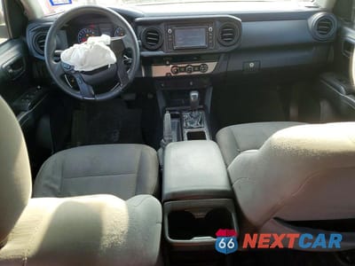 Zdjęcie 8 z 11 samochodu: 2016 TOYOTA TACOMA SR VIN:5TFAX5GN4GX064963 - miniatura