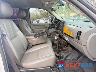 Piąte zdjęcie samochodu w środku: 2013 CHEVROLET SILVERADO C3500 VIN:1GB5CZEG3DZ248983 - miniatura