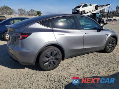 Trzecie zdjęcie samochodu z tyłu: 2024 TESLA MODEL Y VIN:7SAYGDEDXRF192305 - miniatura