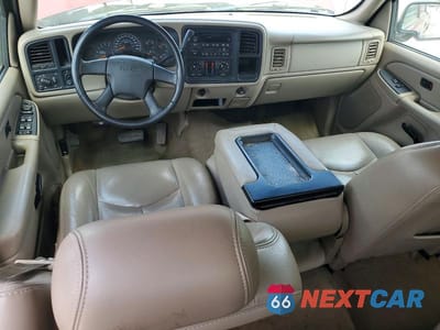Zdjęcie 8 z 12 samochodu: 2005 GMC NEW SIERRA C1500 VIN:2GTEC13T751228064 - miniatura