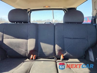 Zdjęcie 10 z 13 samochodu: 2002 JEEP GRAND CHEROKEE LAREDO VIN:1J4GW48S72C151553 - miniatura