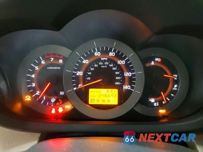 Zdjęcie 9 z 12 samochodu: 2006 TOYOTA RAV4 VIN:JTMBD33VX66004343 - miniatura