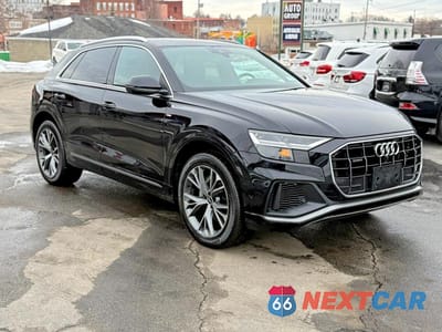 Czwarte zdjęcie samochodu z boku: 2021 AUDI Q8 PREMIUM PLUS S-LINE VIN:WA1EVAF1XMD009276 - miniatura