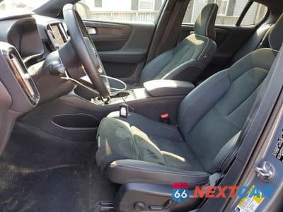 Zdjęcie 7 z 12 samochodu: 2023 VOLVO C40 RECHARGE PLUS VIN:YV4ED3GL3P2035879 - miniatura