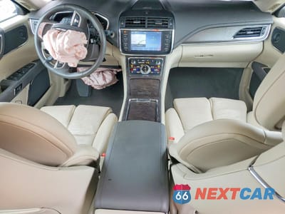 Zdjęcie 8 z 13 samochodu: 2020 LINCOLN CONTINENTAL RESERVE VIN:1LN6L9NP0L5600984 - miniatura