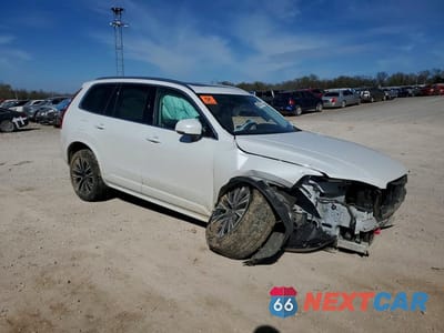 Czwarte zdjęcie samochodu z boku: 2021 VOLVO XC90 T6 MOMENTUM VIN:YV4A22PK2M1683639 - miniatura