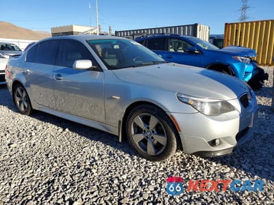 Czwarte zdjęcie samochodu z boku: 2008 BMW 528 XI VIN:WBANV13568CZ60497 - miniatura