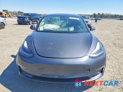 Piąte zdjęcie samochodu w środku: 2023 TESLA MODEL 3 VIN:5YJ3E1EB0PF680038 - miniatura