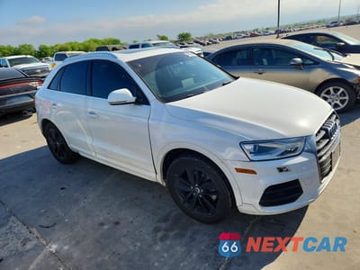 Czwarte zdjęcie samochodu z boku: 2016 AUDI Q3 PREMIUM PLUS VIN:WA1BFCFS7GR008601 - miniatura