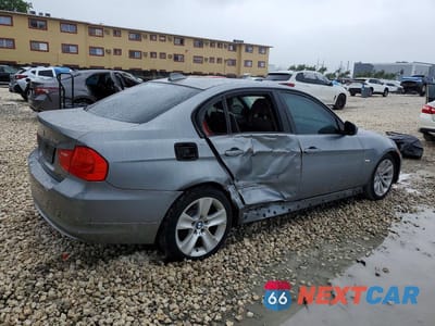 Trzecie zdjęcie samochodu z tyłu: 2010 BMW 328 I VIN:WBAPH7G52ANM50347 - miniatura