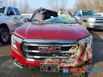 Piąte zdjęcie samochodu w środku: 2024 GMC TERRAIN AT4 VIN:3GKALYEG0RL241089 - miniatura