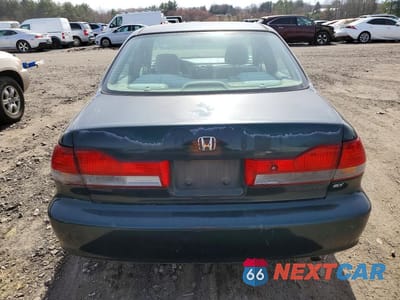 Zdjęcie 6 z 11 samochodu: 2001 HONDA ACCORD EX VIN:1HGCG56671A010202 - miniatura