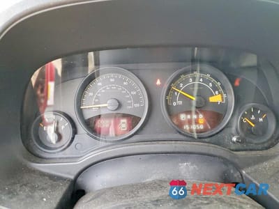 Zdjęcie 9 z 13 samochodu: 2014 JEEP PATRIOT LATITUDE VIN:1C4NJPFB4ED603845 - miniatura