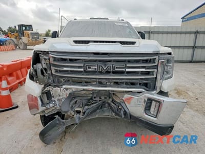 Piąte zdjęcie samochodu w środku: 2023 GMC SIERRA K2500 SLT VIN:1GT49NEY0PF214576 - miniatura