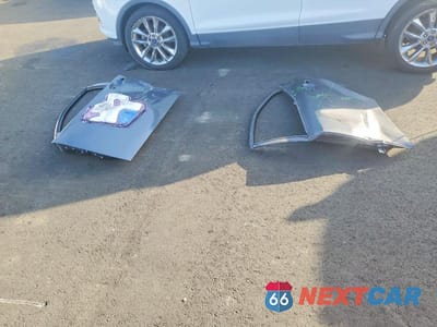 Zdjęcie 12 z 12 samochodu: 2016 LEXUS IS 200T BASE VIN:JTHBA1D28G5019446 - miniatura