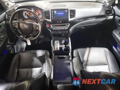 Zdjęcie 8 z 12 samochodu: 2017 HONDA PILOT ELITE VIN:5FNYF6H00HB096072 - miniatura