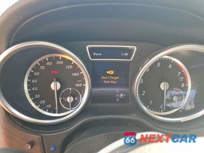 Zdjęcie 9 z 13 samochodu: 2015 MERCEDES-BENZ GL 450 4MATIC VIN:4JGDF6EE0FA575527 - miniatura