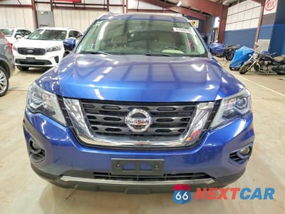 Piąte zdjęcie samochodu w środku: 2019 NISSAN PATHFINDER S VIN:5N1DR2MM2KC585774 - miniatura