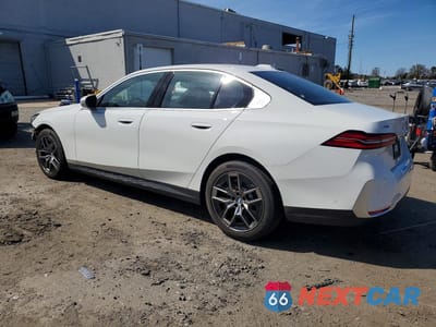 Drugie zdjęcie samochodu z przodu: 2026 BMW 530 XI VIN:WBA53FJ00TCV83104 - miniatura