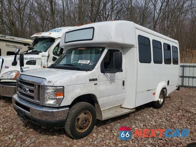 Drugie zdjęcie samochodu z przodu: 2018 FORD ECONOLINE E350 SUPER DUTY CUTAWAY VAN VIN:1FDEE3F62JDC31122 - miniatura