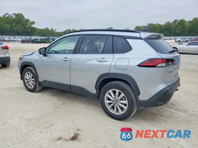 Drugie zdjęcie samochodu z przodu: 2026 TOYOTA COROLLA CROSS LE VIN:7MUCAAAG0TV173648 - miniatura