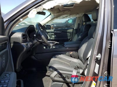 Zdjęcie 7 z 12 samochodu: 2025 HONDA PILOT TOURING VIN:5FNYG1H7XSB048048 - miniatura