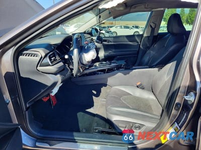 Zdjęcie 7 z 12 samochodu: 2022 TOYOTA CAMRY HYBRID XSE VIN:4T1K31AK1NU574267 - miniatura