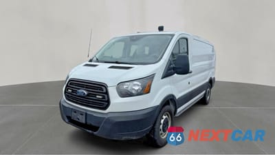 Drugie zdjęcie samochodu z przodu: 2019 FORD TRANSIT T-150 VIN:1FTYE1ZM9KKA31058 - miniatura