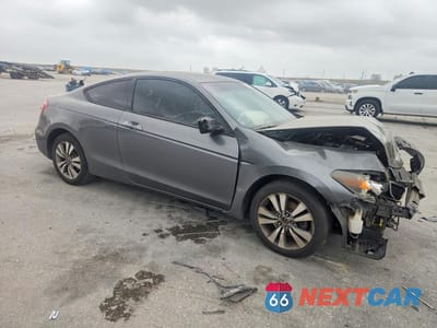 Czwarte zdjęcie samochodu z boku: 2009 HONDA ACCORD EXL VIN:1HGCS128X9A016022 - miniatura