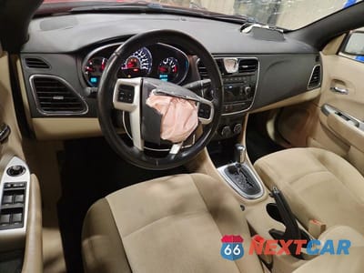 Zdjęcie 8 z 13 samochodu: 2013 CHRYSLER 200 TOURING VIN:1C3BCBEB0DN512053 - miniatura