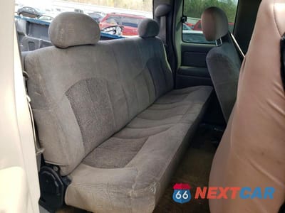 Zdjęcie 10 z 12 samochodu: 2000 CHEVROLET SILVERADO K1500 VIN:2GCEK19TXY1274325 - miniatura