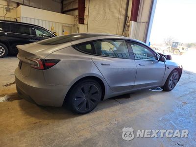 Trzecie zdjęcie samochodu z tyłu: 2025 TESLA MODEL 3 VIN:5YJ3E1EA0SF964933 - miniatura