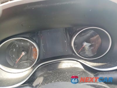 Zdjęcie 9 z 12 samochodu: 2019 JEEP COMPASS LATITUDE VIN:3C4NJDBB9KT813609 - miniatura